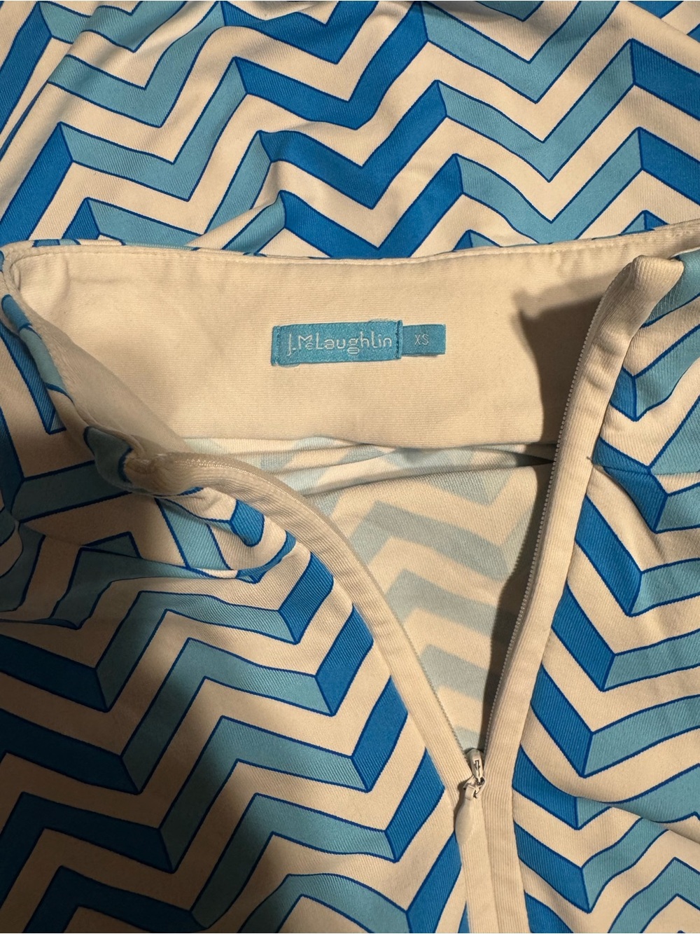 J. McLaughlin Ace Blue & White Chevron Zigzag Print Quarter-Zip Pullover - Picture 5 of 5